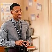 abbott-elementary-light-bulb-1-2.jpg